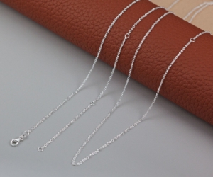 Image de 1.30 mm Argent Chaîne Forcat 20" avec Anneaux d’extension - F035